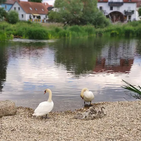 In Unserem Traumhaus Am Fluss 民宿