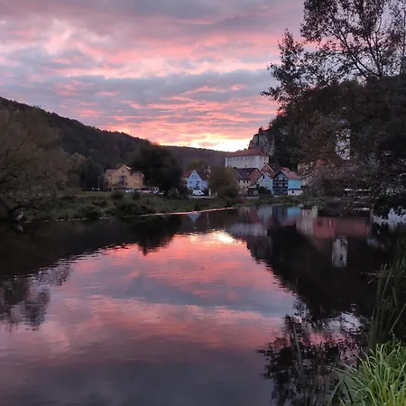 In Unserem Traumhaus Am Fluss 民宿